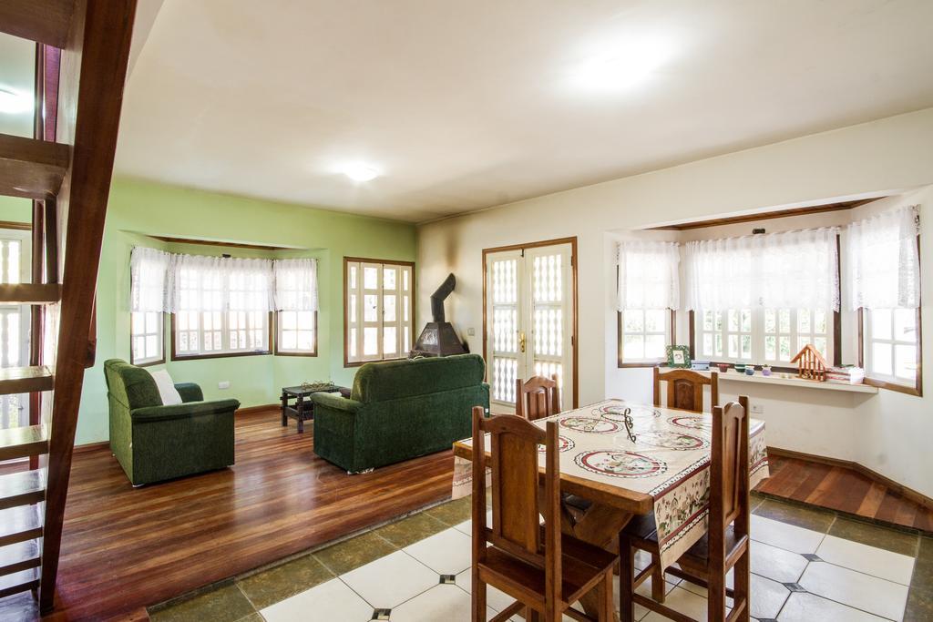 Casa Do Esquilo Campos Do Jordao Area Externa De 2000 M2 Villa Eksteriør bilde